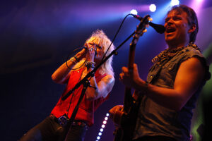 Jussi performing with Michael Monroe!